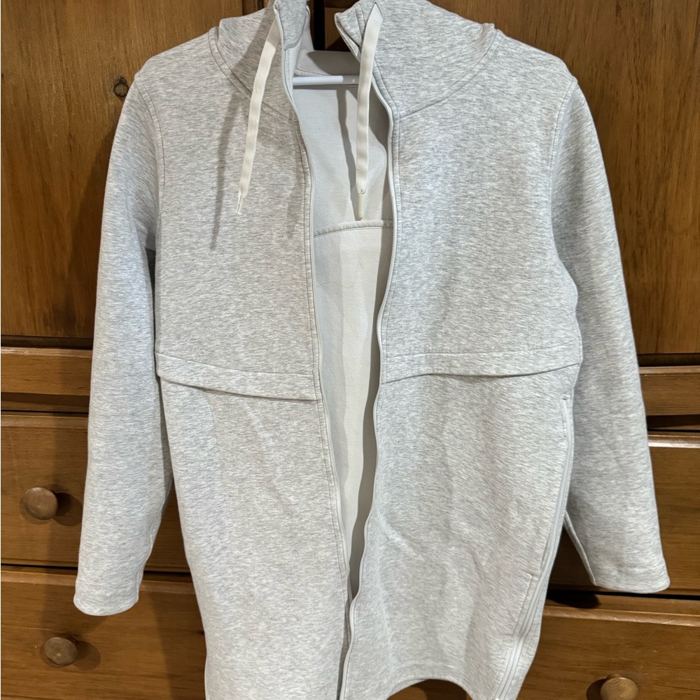 Lululemon Athletica Light Gray Zip-Up Jacket